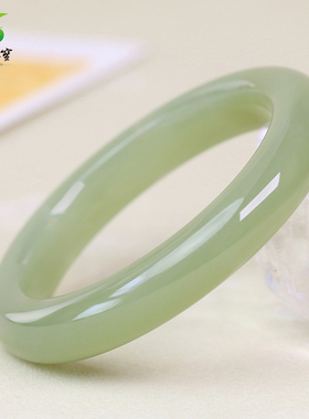 湖水绿和田玉手镯涵韵珠宝