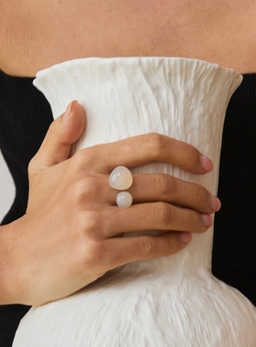 EWEST  BALANCE白玛瑙戒指简约女食指戒指环白色原创设计时尚尾戒