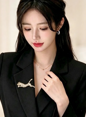 VERNAYU猎豹胸针男女西装礼服