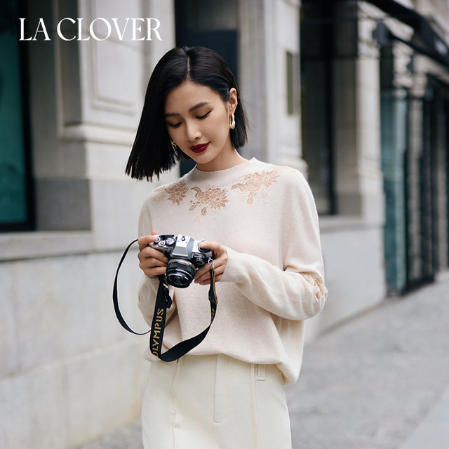 LA CLOVER Hua Yue Man Yi round neck lace cashmere sweater LC72YQ2