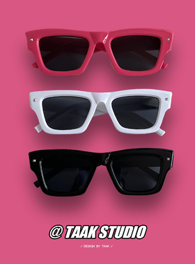 韩国玫红色时尚铆钉街头方形墨镜