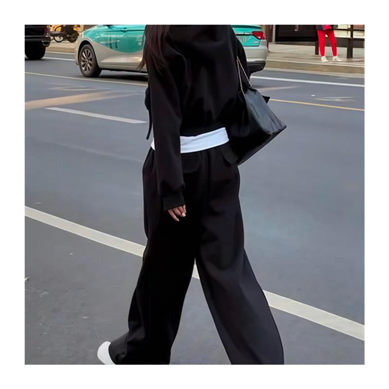 加码宽松和多功能连帽运动衫和裤子两件套的女性2025秋季新时尚苗 - 图3