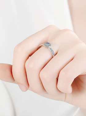 s925银镀18K金戒指女镶嵌莫桑石介子镀pt950铂金莫桑钻求结婚指环