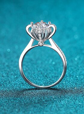 s925银镀18K金镀PT950铂金介子女微镶1克拉莫桑钻戒指高级感钻石