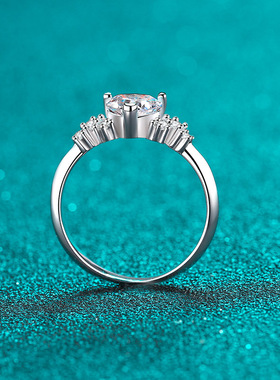 s925银镀18K金女镀pt950铂金求婚介子镶嵌心形莫桑钻戒指指环简约