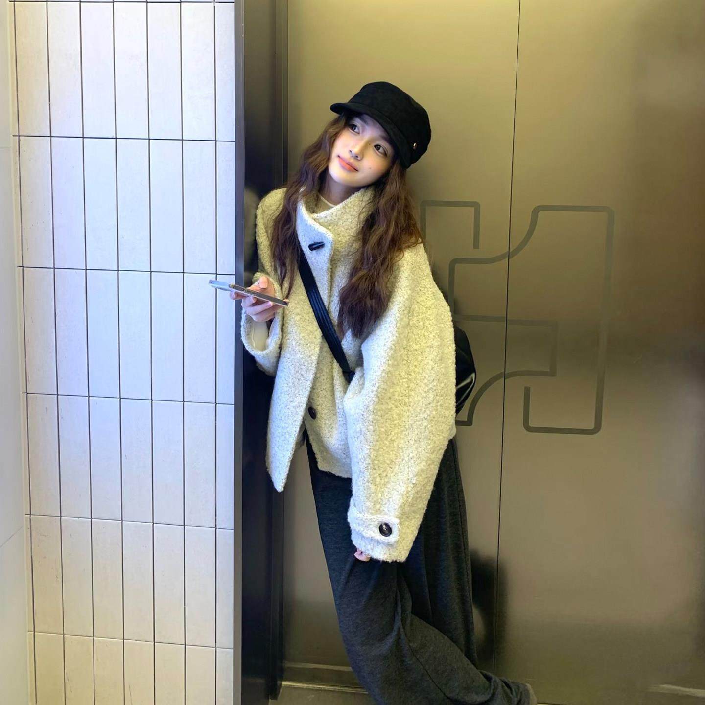 慵懒白色立领短款毛呢外套女秋冬季韩系高级感气质百搭呢子大衣,淘宝优惠券,粉丝福利购,淘宝优惠卷