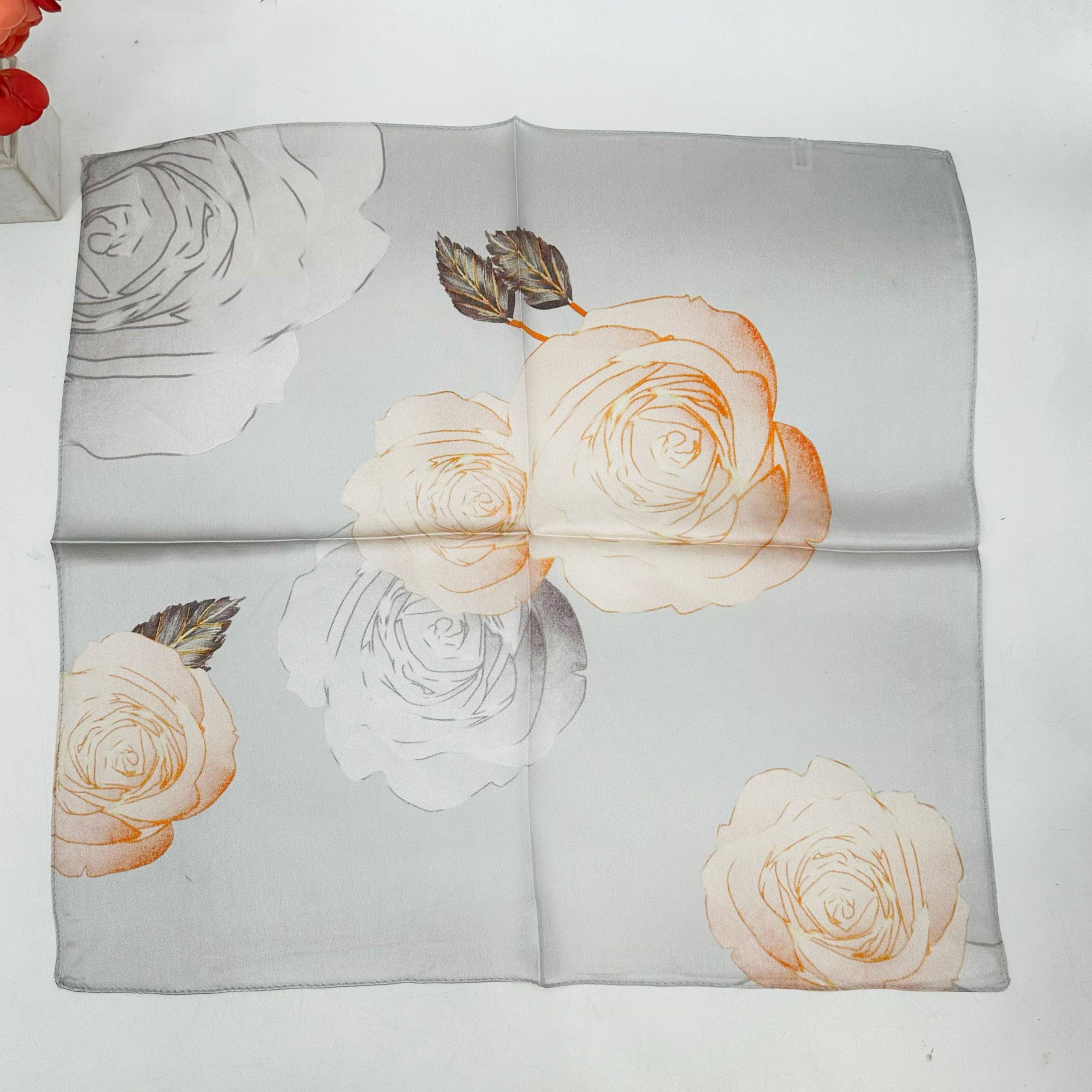 特价微瑕疵处理真丝小方巾100%桑蚕丝围巾职业风,淘宝优惠券,粉丝福利购,淘宝优惠卷