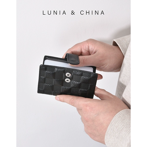 Вместительный и большой маленький картхолдер подходит для мужчин и женщин для визитных карточек, из натуральной кожи