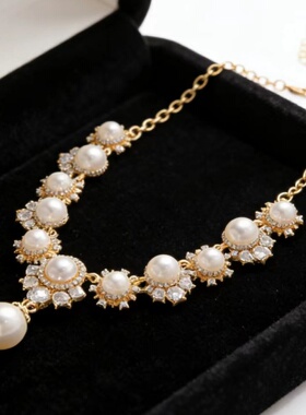 珍珠项链耳环套装女轻奢百搭水钻花朵锁骨链新娘气质颈饰
