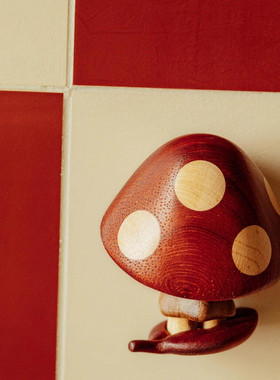 网红款Winki蘑菇人原创实木手办木质潮玩模型治愈系桌面小摆件