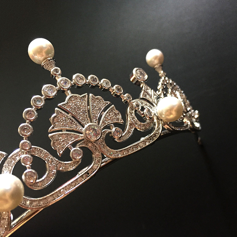 凯特王妃同款欧式高端新娘皇冠微镶锆石珍珠王冠婚纱礼服配头饰