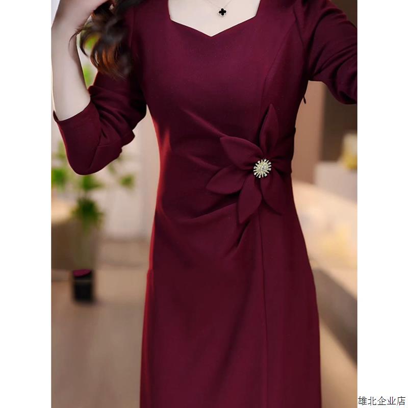 轻奢高级感修身长袖连衣裙女2025春秋新款喜婆婆妈妈婚宴礼服裙子 - 图1