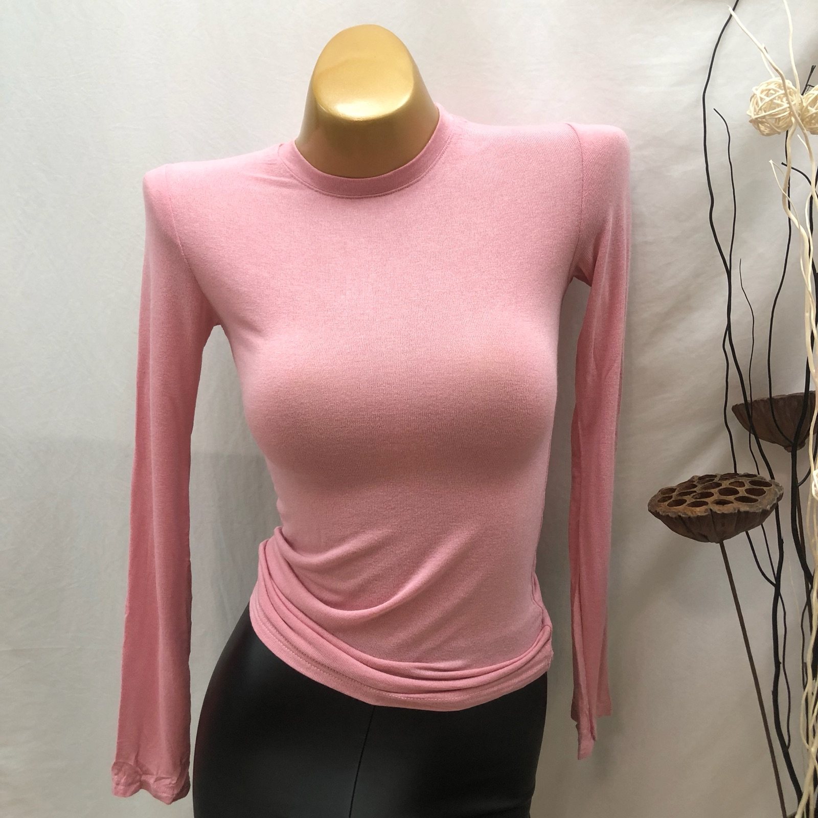 韩国秋冬打底爱死这些颜色打底衫 雯香姿T恤