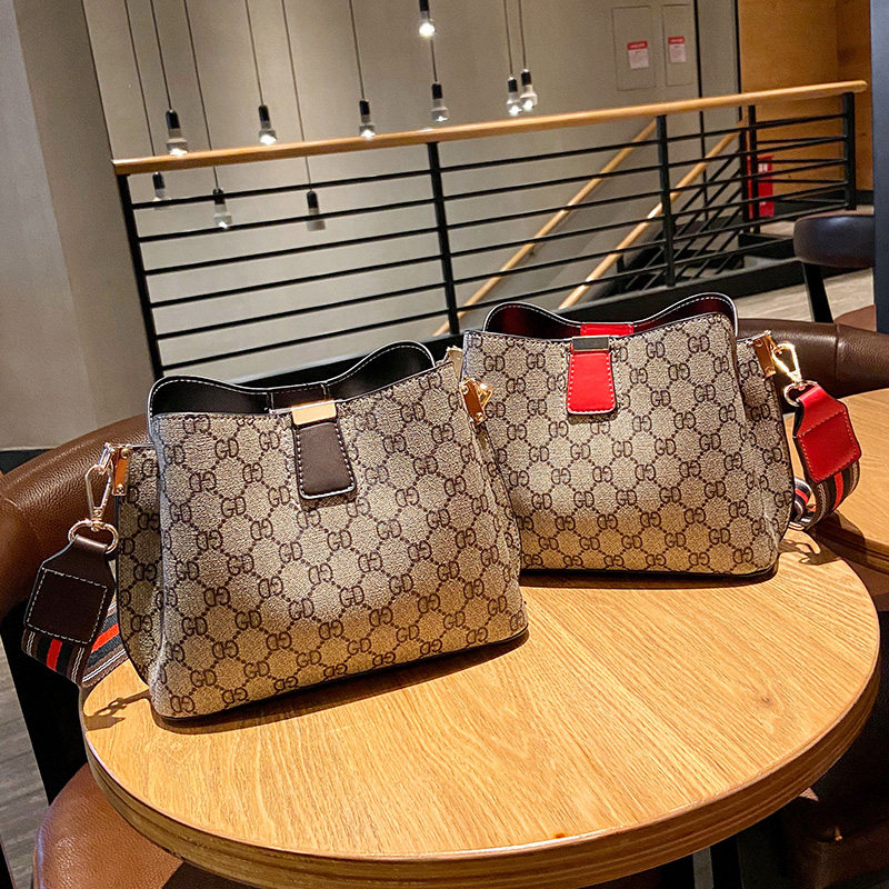 质感女士2020新款潮大容量小包包 昕薇蝶女士包袋