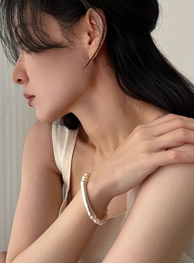 S999足银天然珍珠手链巴洛克珍珠淡水珍珠足银手链珍珠母贝银手镯