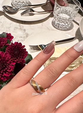 简约时尚18k金钻石戒指