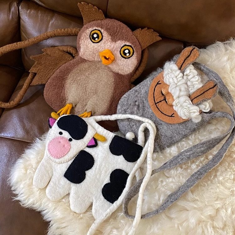 尼泊尔进口手工清新文艺可爱百搭奶牛猪猪青蛙羊毛毡单肩斜跨包,淘宝优惠券,粉丝福利购,淘宝优惠卷