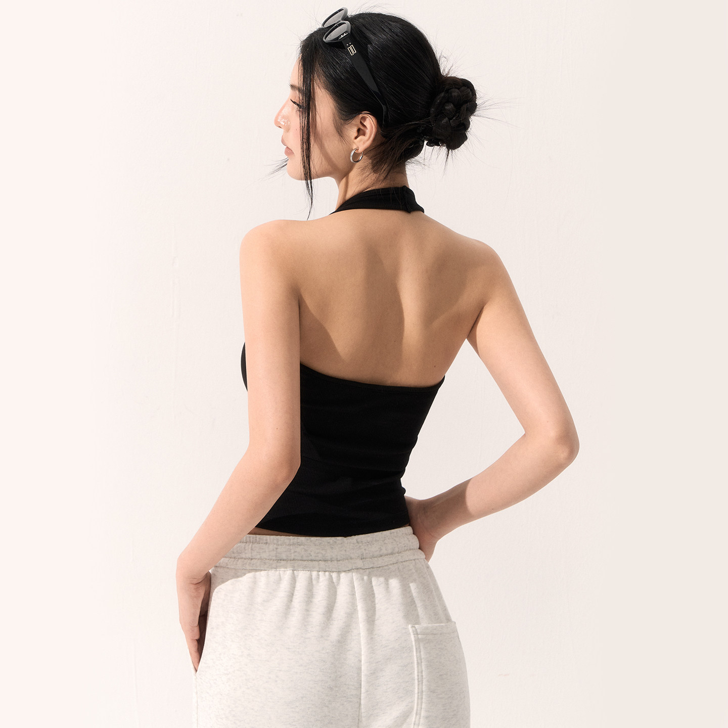 耐吉奥挂脖瑜伽背心女新款休闲排扣小众辣妹健身绝美普拉提训练服,淘宝优惠券,粉丝福利购,淘宝优惠卷