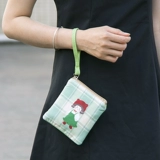 Гигиеническая прокладка, система хранения, небольшая сумка, упаковка, маленькая помада, вместительные и большые салфетки, сумка-органайзер