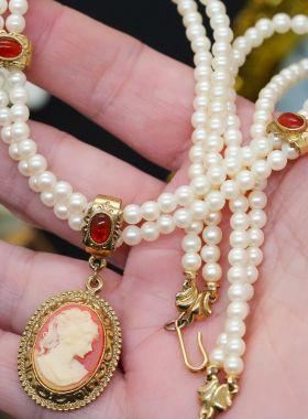 1928品牌CAMEO少女浮雕项链