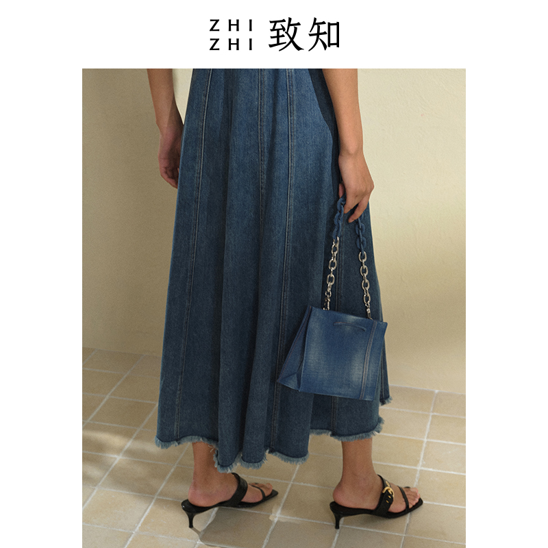  致知服饰连衣裙