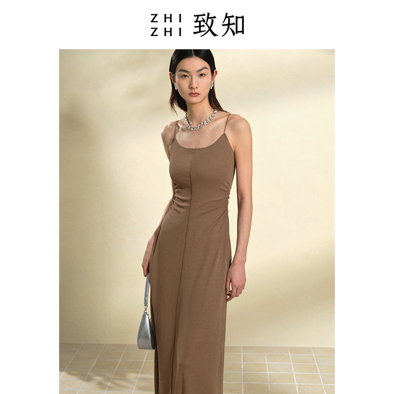  致知服饰连衣裙