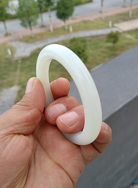 天然和田玉俄料老坑芭莎羊脂玉白玉镯子优雅女款窄条手镯59mm秒杀