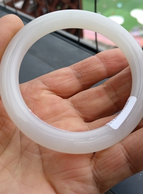 天然和田玉俄料老坑白玉圆条手镯保真玉冰底玉镯女款60.5mm带证书