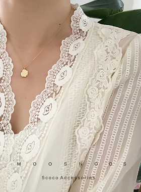 小众设计幸运钛钢14k金金锁骨链