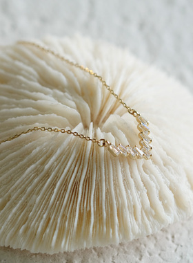 V字母925纯银简约项链