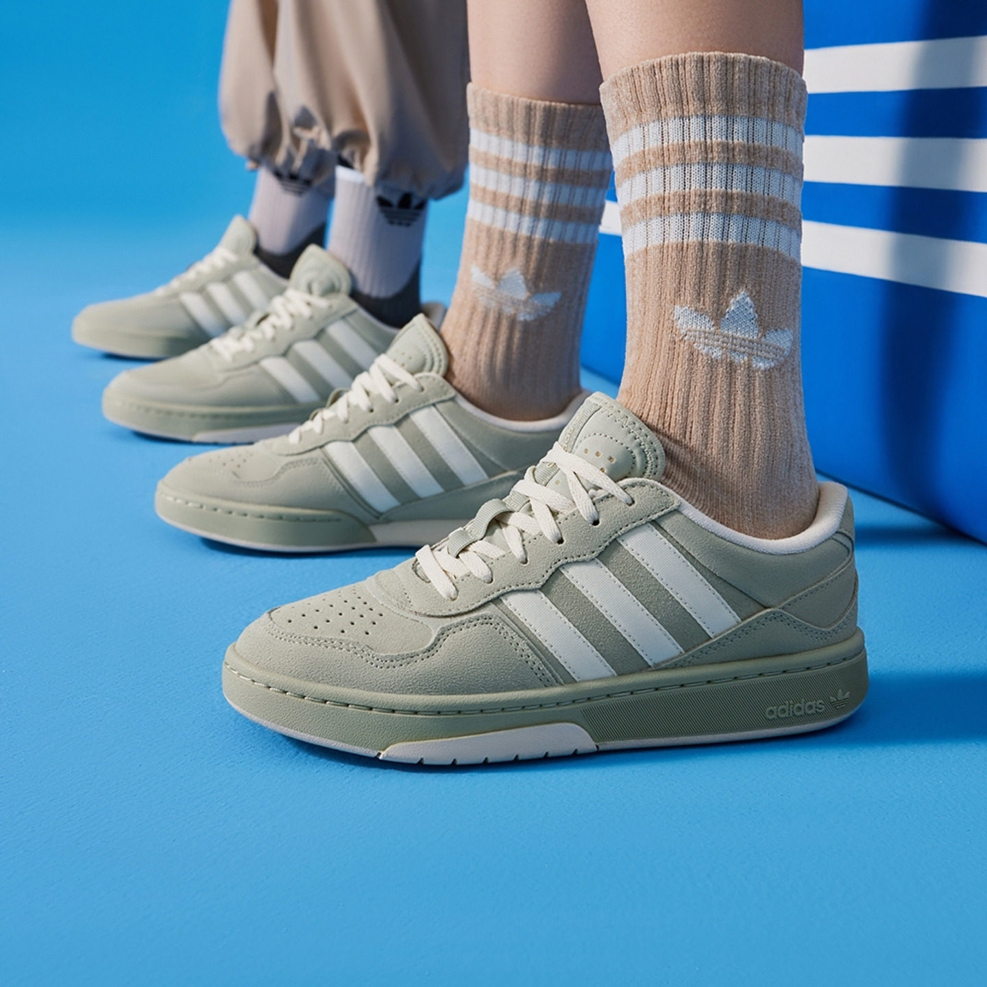 「面包鞋」COURTIC经典板鞋男女adidas阿迪达斯官方outlets三叶草,淘宝优惠券,粉丝福利购,淘宝优惠卷