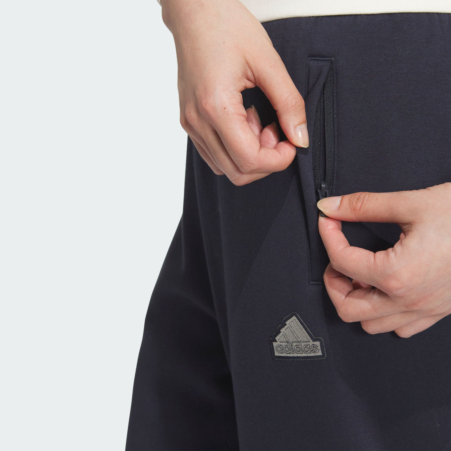 加绒休闲锥形裤女装adidas阿迪达斯官方outlets轻运动JJ3570,淘宝优惠券,粉丝福利购,淘宝优惠卷