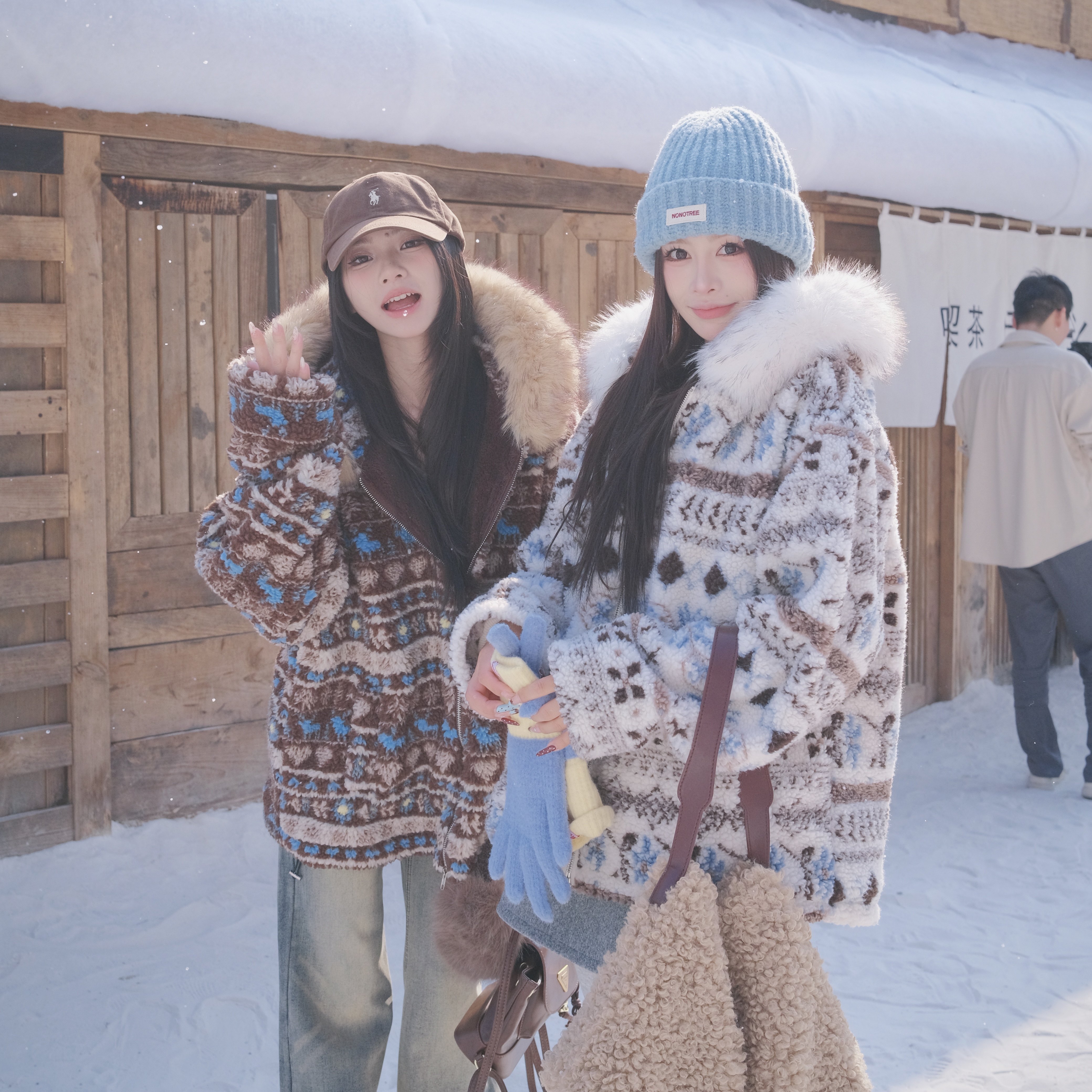 3MER哦哦三妹 费尔岛羊羔毛毛领连帽外套女冬季复古保暖加厚上衣,淘宝优惠券,粉丝福利购,淘宝优惠卷