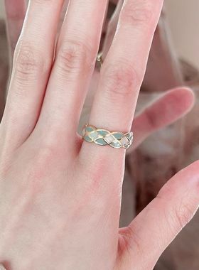 蝴蝶戒指女小众设计高级感独特指环珍珠蝴蝶结赫本风vintage指戒