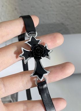 黑色玫瑰花choker项链锁骨链女皮革十字架颈链朋克风颈带脖子项圈