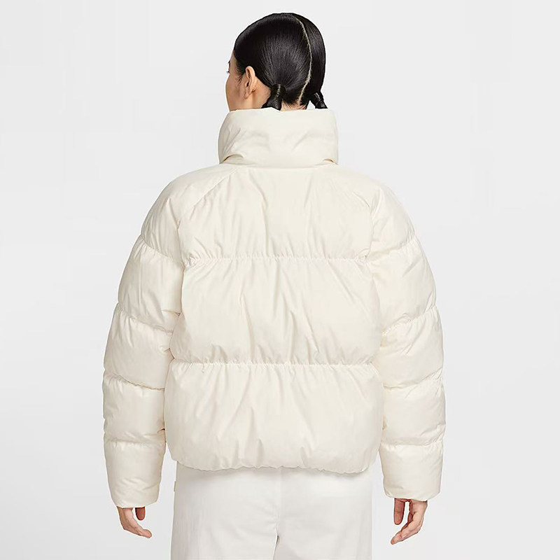 耐克/NIKE女子运动宽松休闲防风保暖羽绒服外套IB2964-010-110 - 图2