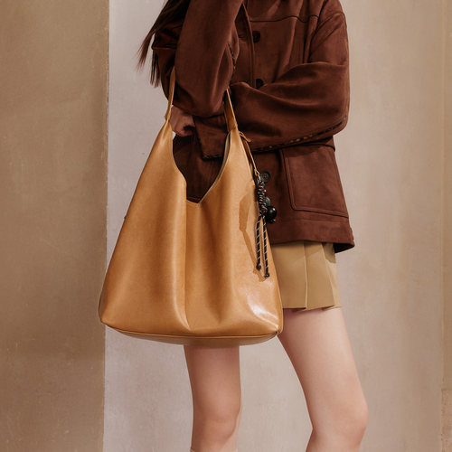 百思图2026春季新款托特包时尚简约大容量单肩包女TY075AX6 - 图1