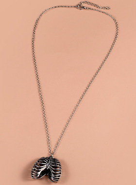 Heart pendant necklace collarbone chain women's necklace项链