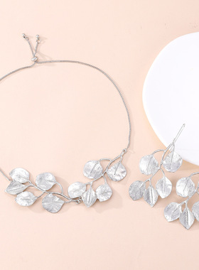 气质项链复古树叶夸张个性锁骨链