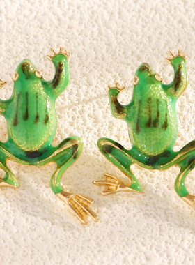 Female New popular fashion drip green frog earrings simple