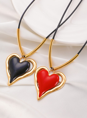 Luxury Minimalist Large Love Pendant Black Rope Necklace项链