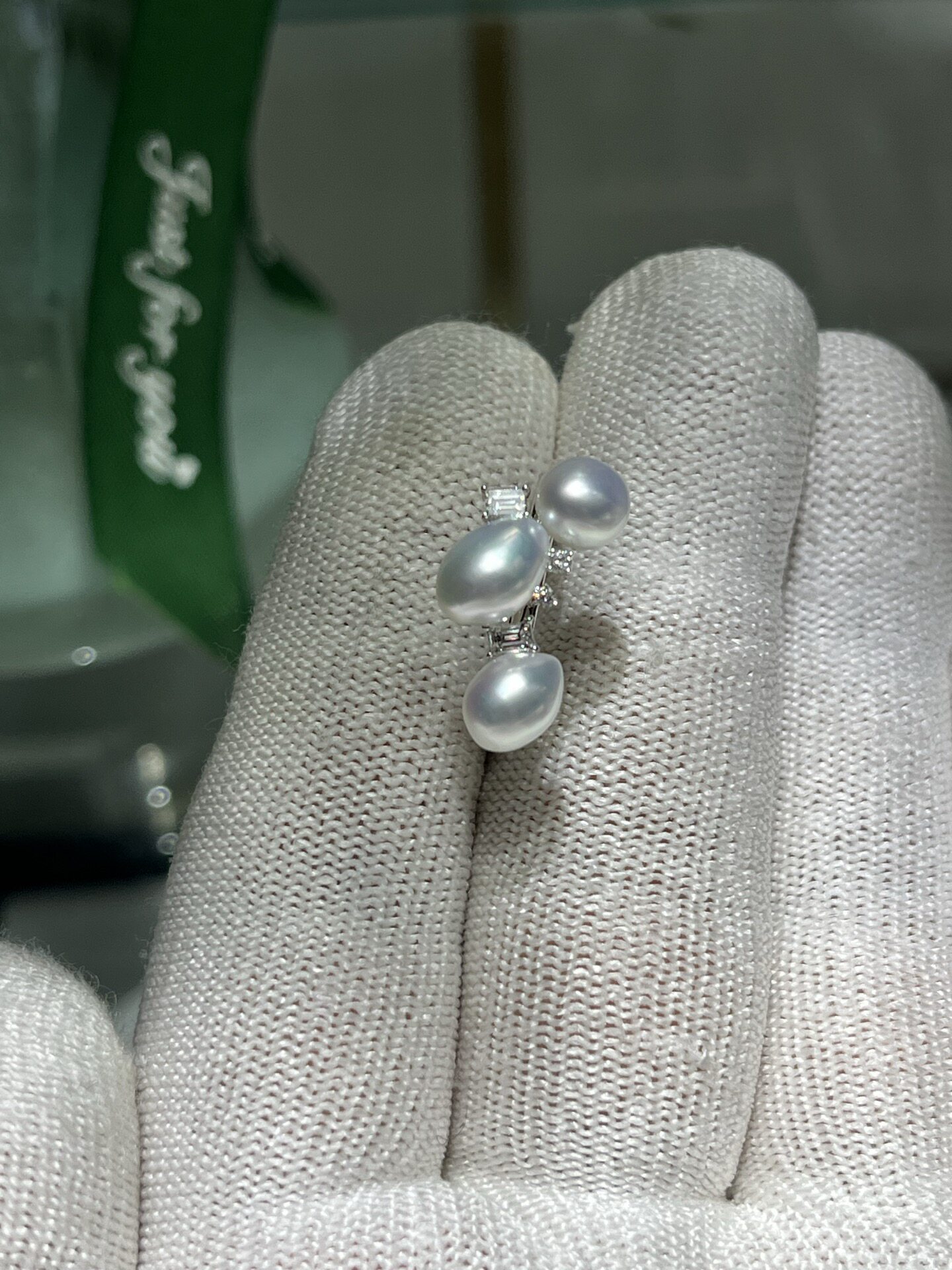 Silver cold light 6 8mm Australian white keshi ring 18k natural diamond inlaid simple and high-end atmosphere
