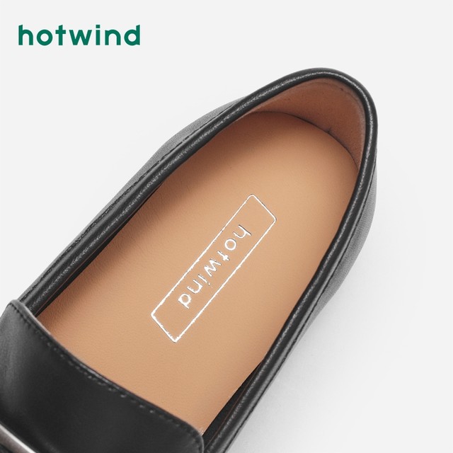 Hot autumn new style women's versatile British style loafers commuting fashion lazy single shoes small leather shoes