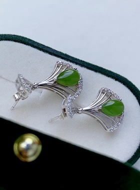 天然和田玉碧玉耳坠S925银镶碧玉耳环高货水滴真货女可出