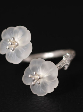 2020创意设计款雨中花系列s925银镶白水晶双梅花复古开口戒指