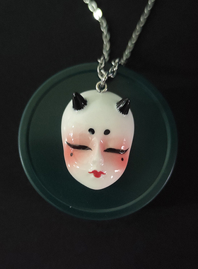 手工彩绘暗黑风格吊坠陶瓷钛钢链