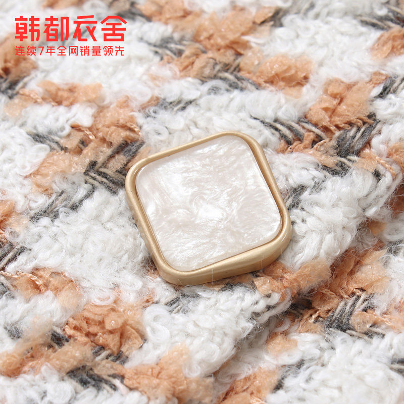 韩都衣舍outlets粗花呢格纹短款 韩都衣舍outlets店毛呢外套