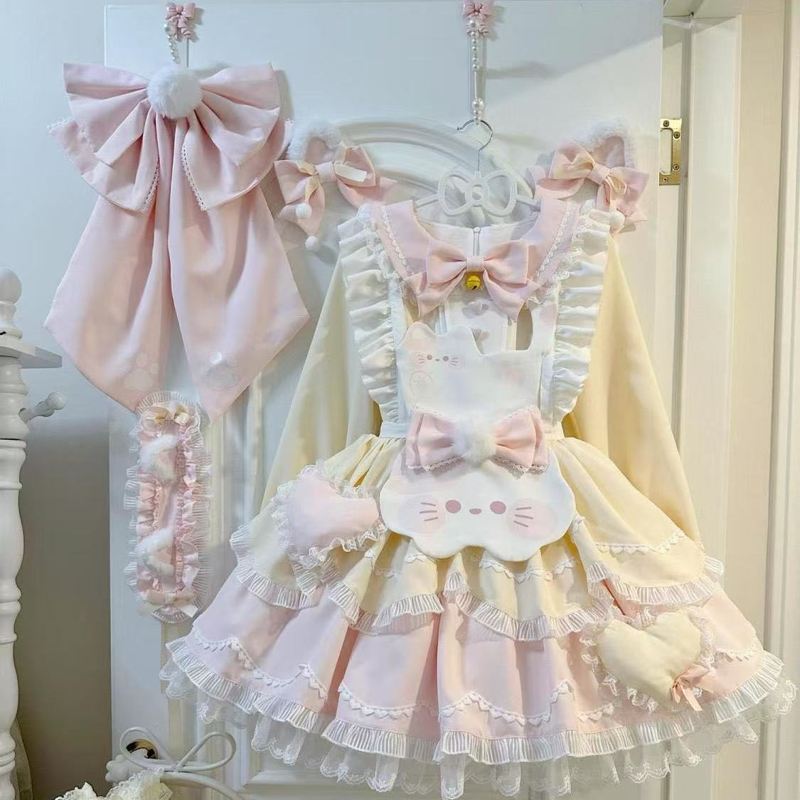 甜茶少女早秋甜美Lolita两件套猫咪背带围裙收腰蓬蓬连衣裙套装女 - 图0