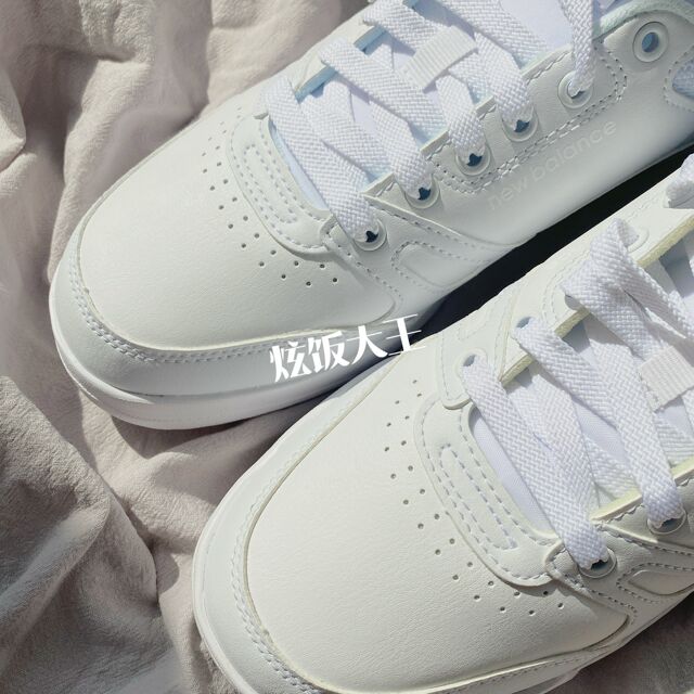 NBCT20 white sneakers are versatile for couples in spring and summer