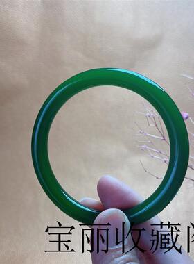 收藏级新疆碧玉圆条手镯和田玉菠菜绿细圆条玉镯阳绿辣色正圈手镯
